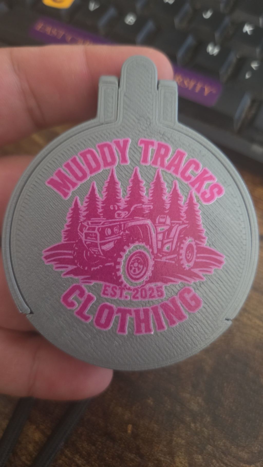 Muddy Tracks Can Topper